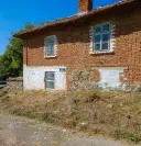 Twee verdiepingen tellend huis met 1.000 m2 grond in Lalkovo, Elhovo - Bulgarije