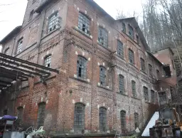 Villa/huis 1.8 ha perceel, tuin, bos, sauna, bron + bedrijf in Sonneberg - Duitsland - 1890