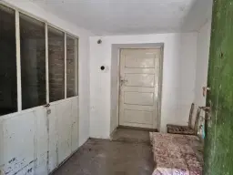 2.656 m2 grond met klassiek huis en bijgebouw - Izvor Mahala - Bulgarije