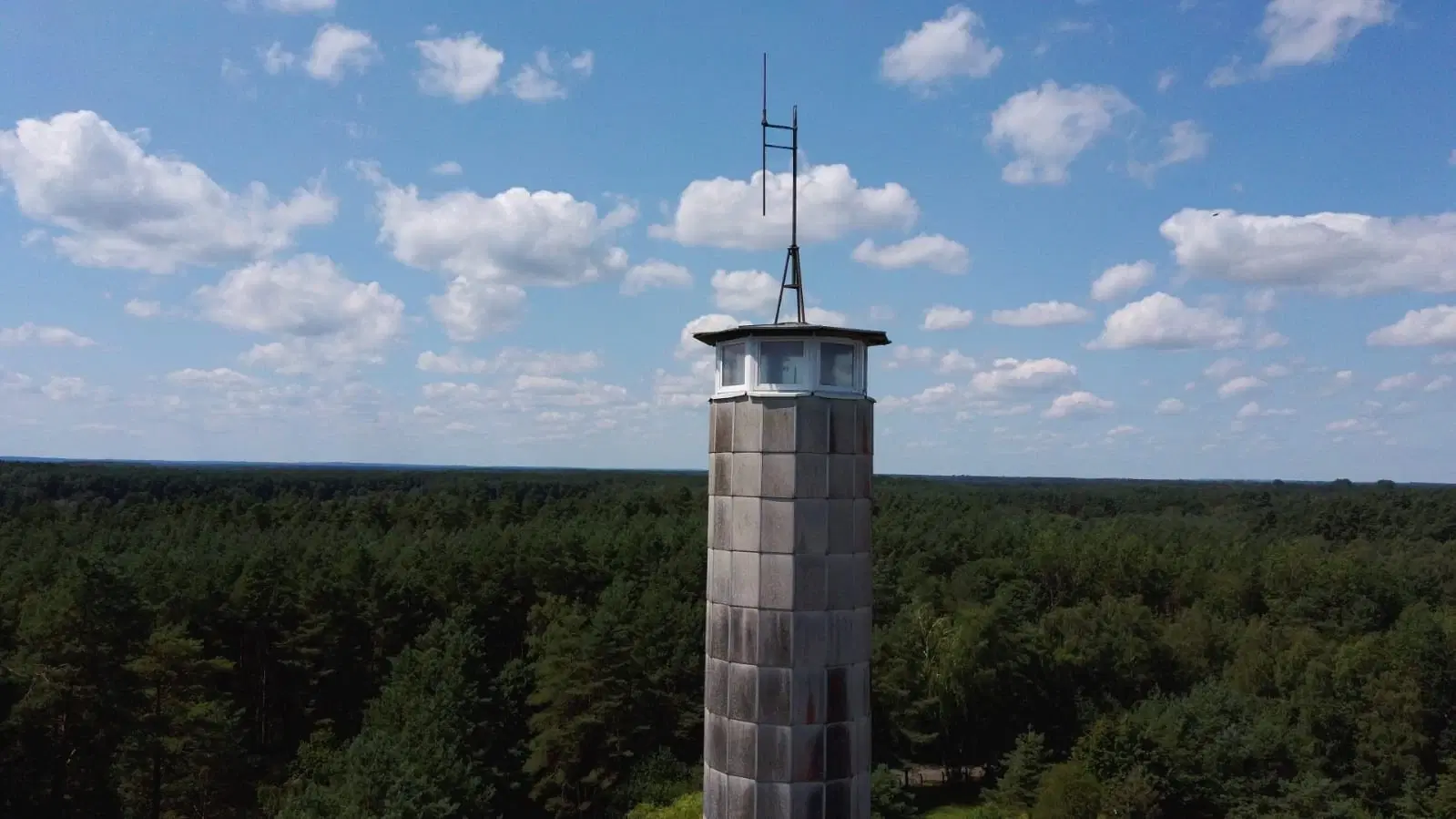 Vooroorlogse uitkijktoren 40 meter - Lübtheen - Duitsland