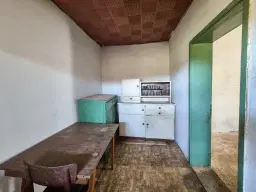 Huis op 2.040 m2 grond in Razdel - Bulgarije