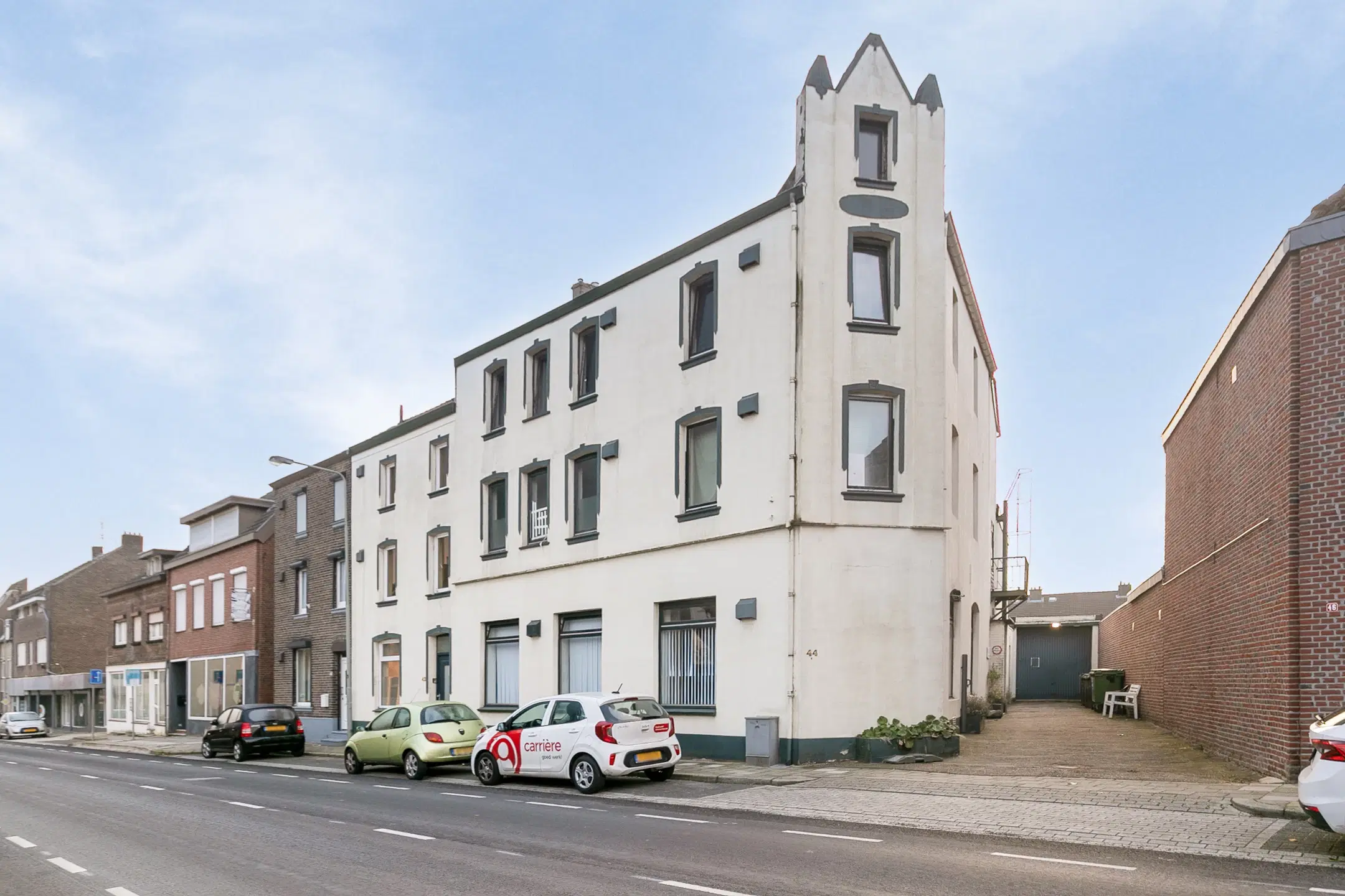 Landgraaf, Hoogstraat 44 A-H