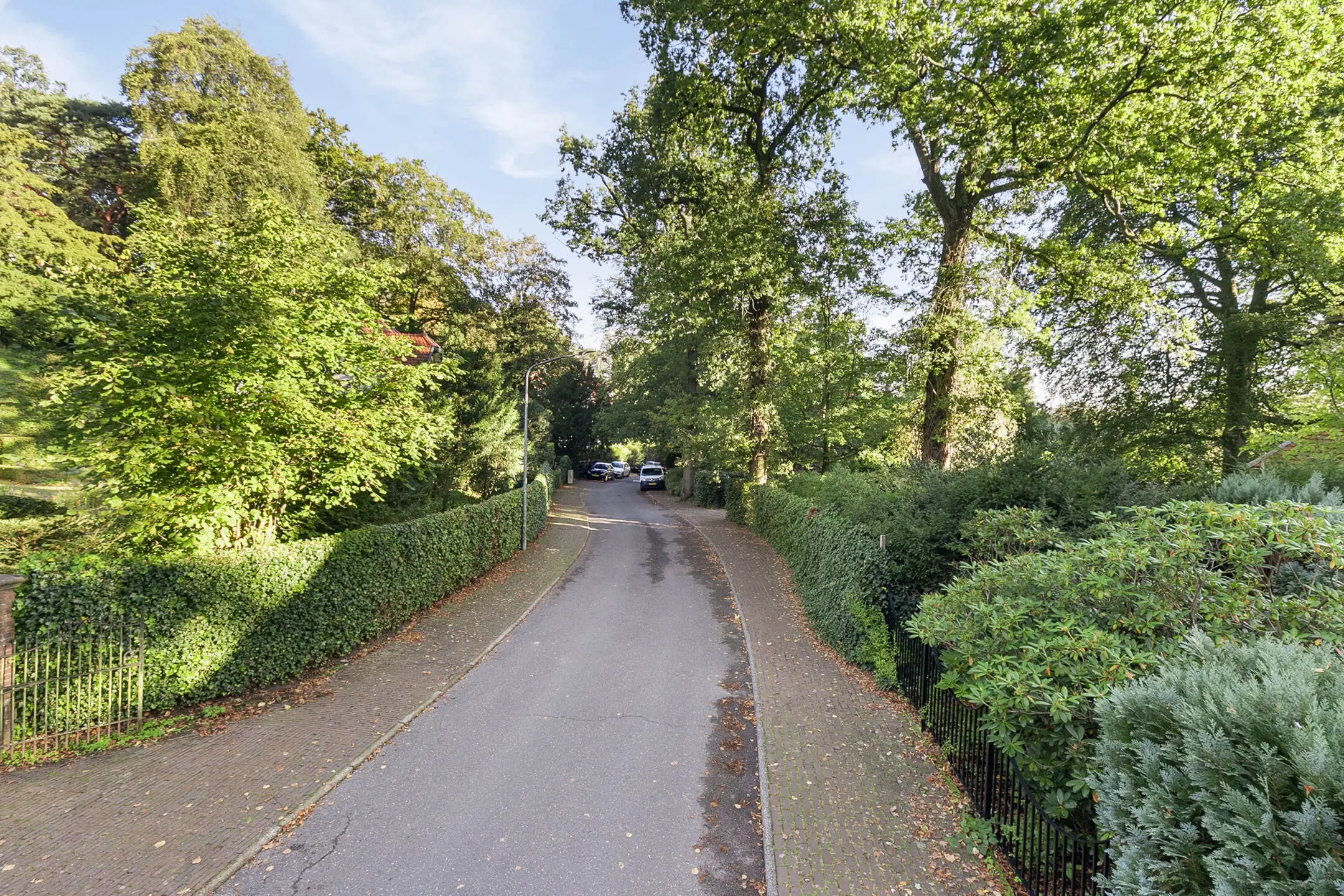 Bloemendaal, Midden Duin en Daalseweg 25 b