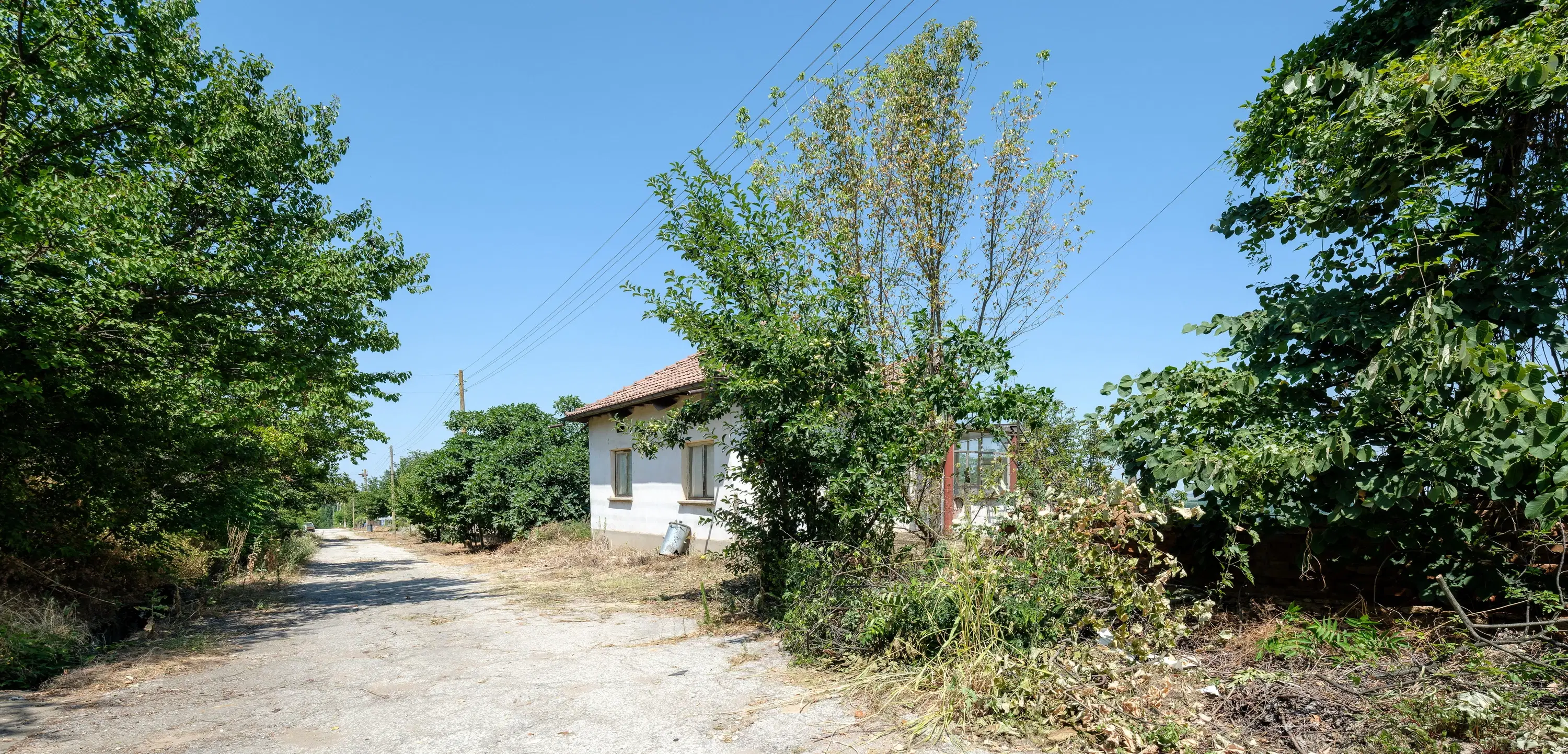 Huis met uitzicht op de rivier en groot perceel van 1.800 m² in Dolni Vadin - Bulgarije