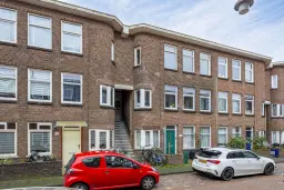 's-Gravenhage, Larensestraat 126