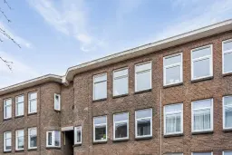's-Gravenhage, Larensestraat 126
