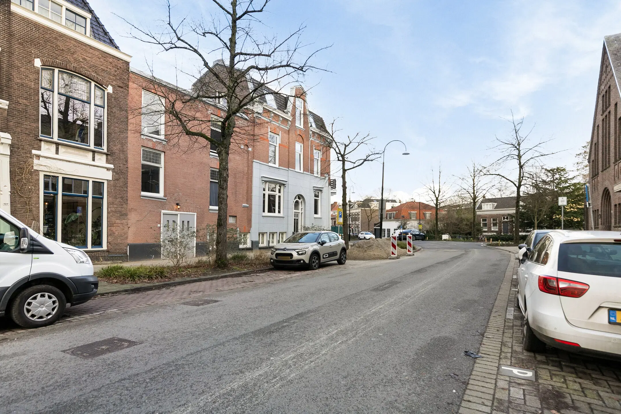 Dordrecht, Singel 195