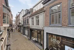 Alkmaar, Hoogstraat 20-20A