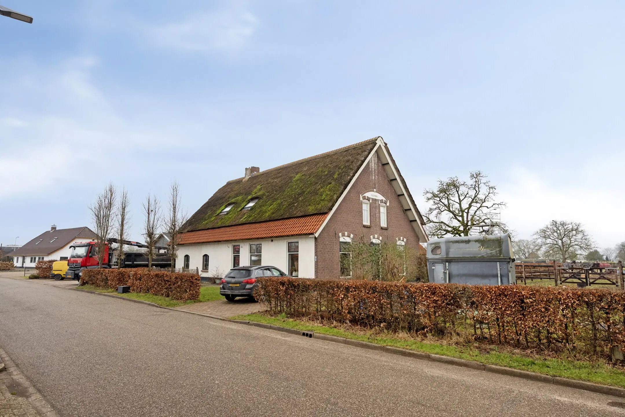 Angeren, Paddepoel 6