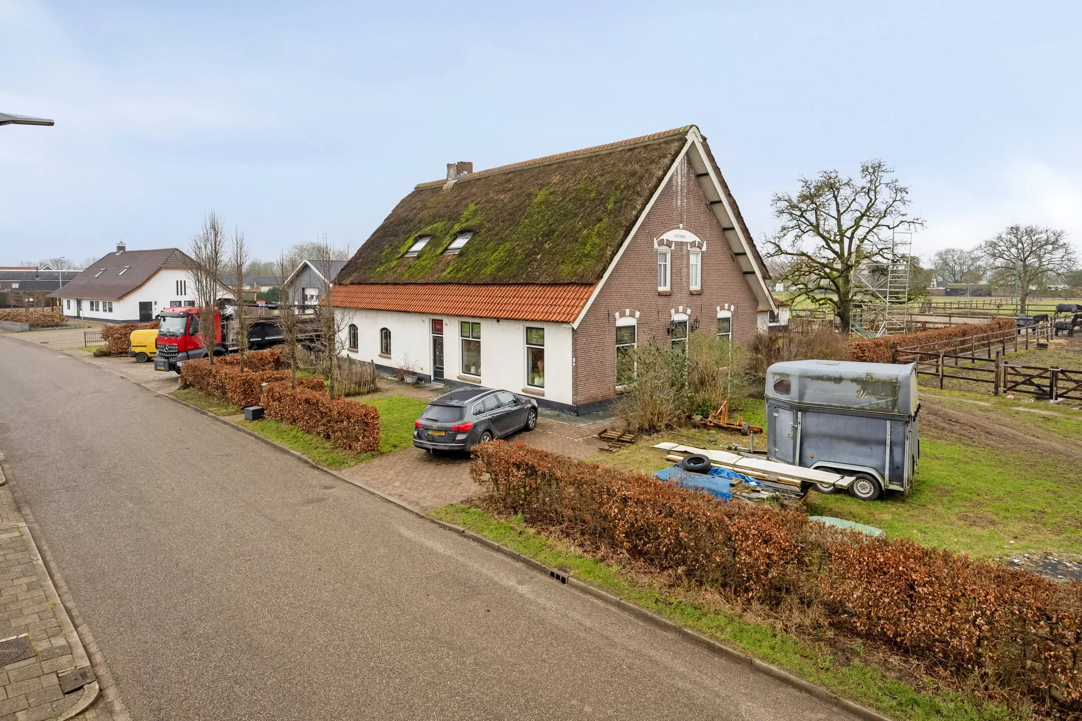 Angeren, Paddepoel 6