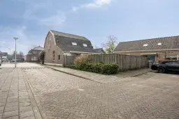 Zuidland, Raadhuisstraat 12
