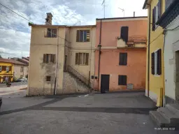 Hoekwoning in Mores (SS), Sardinië - Italië