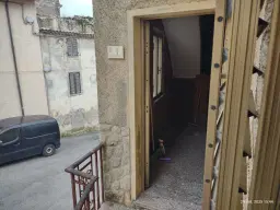 Hoekwoning in Mores (SS), Sardinië - Italië