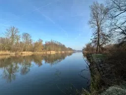 Perceel ca. 1,5 ha met karakteristieke spoorbrug in Oderberg, Berlijn - Duitsland