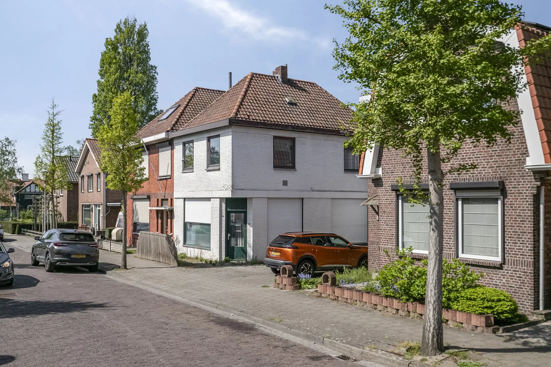 Sas van Gent, Westdam 32