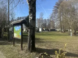 5 percelen van totaal 5.659 m² in Unterwellenborn, Thüringen - Duitsland