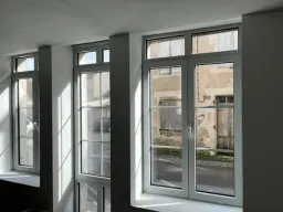 Gerenoveerd herenhuis met 6 slaapkamers/studo's in La Trimouille - Frankrijk