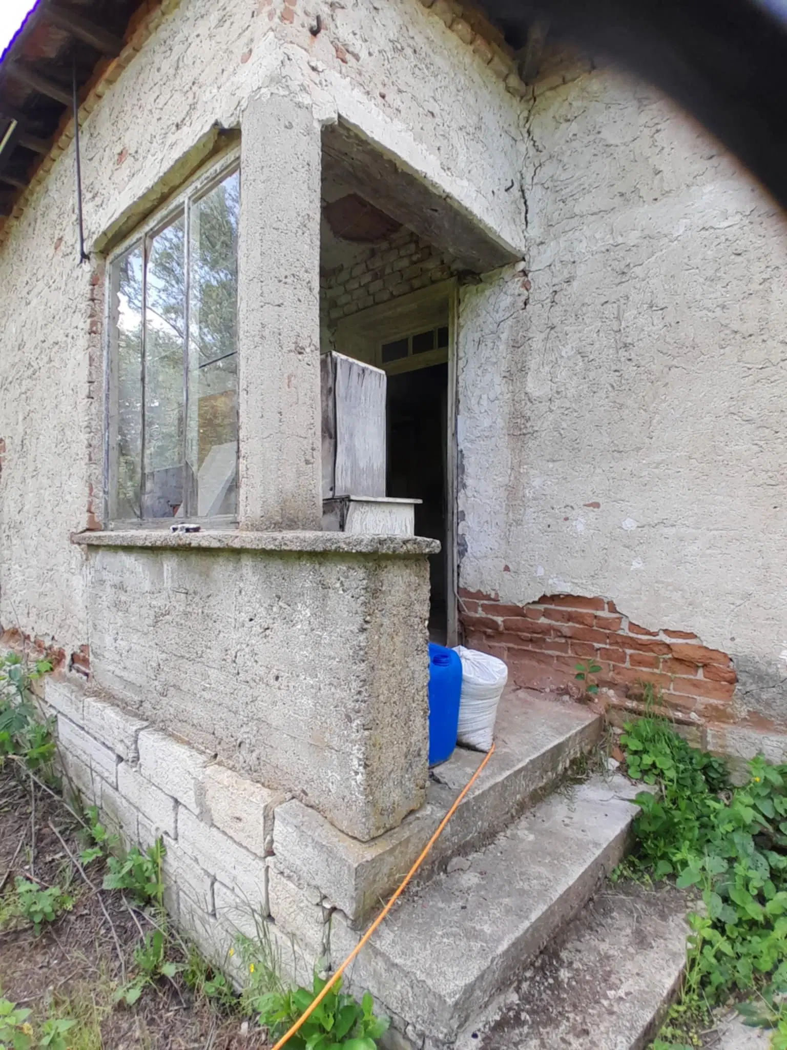 Klassiek Balkan huis op 1.604 m² in Vodna, Vidin - Bulgarije