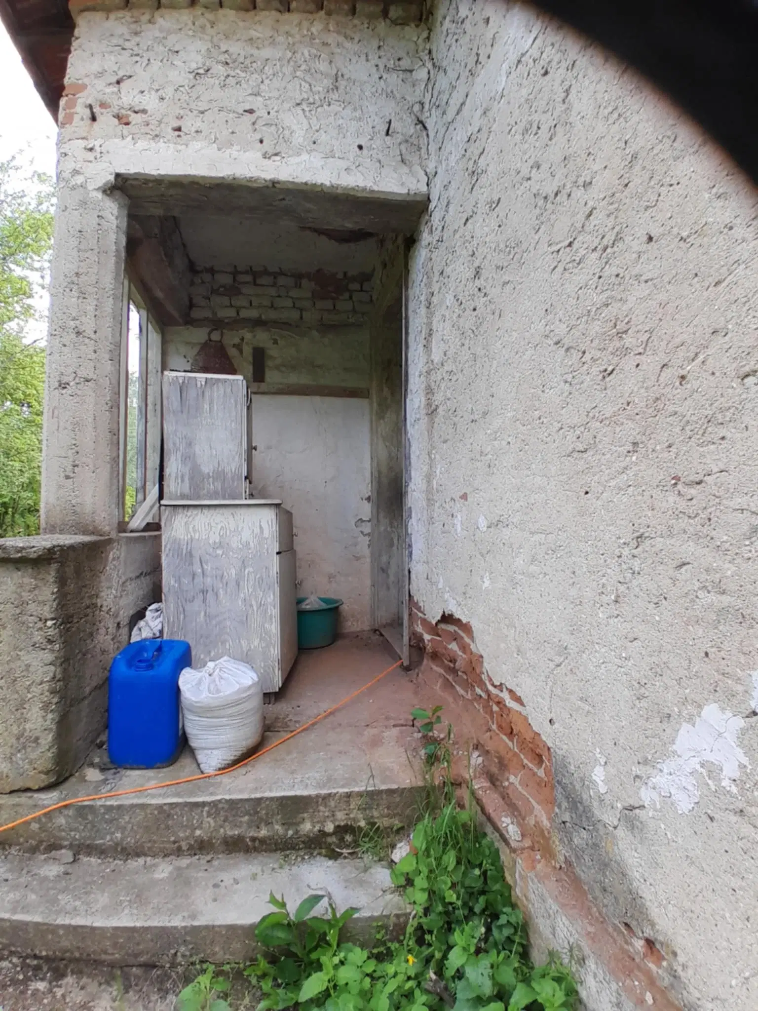 Klassiek Balkan huis op 1.604 m² in Vodna, Vidin - Bulgarije