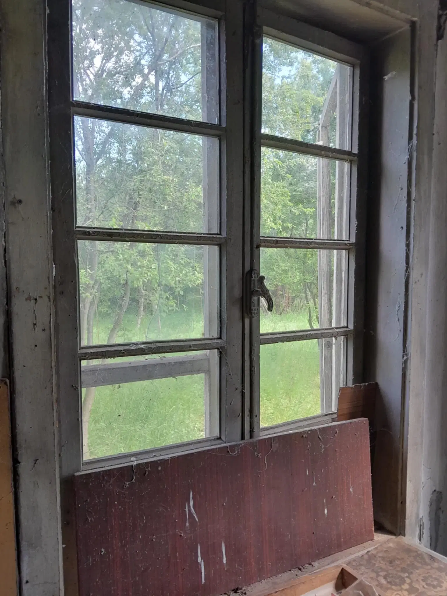 Klassiek Balkan huis op 1.604 m² in Vodna, Vidin - Bulgarije
