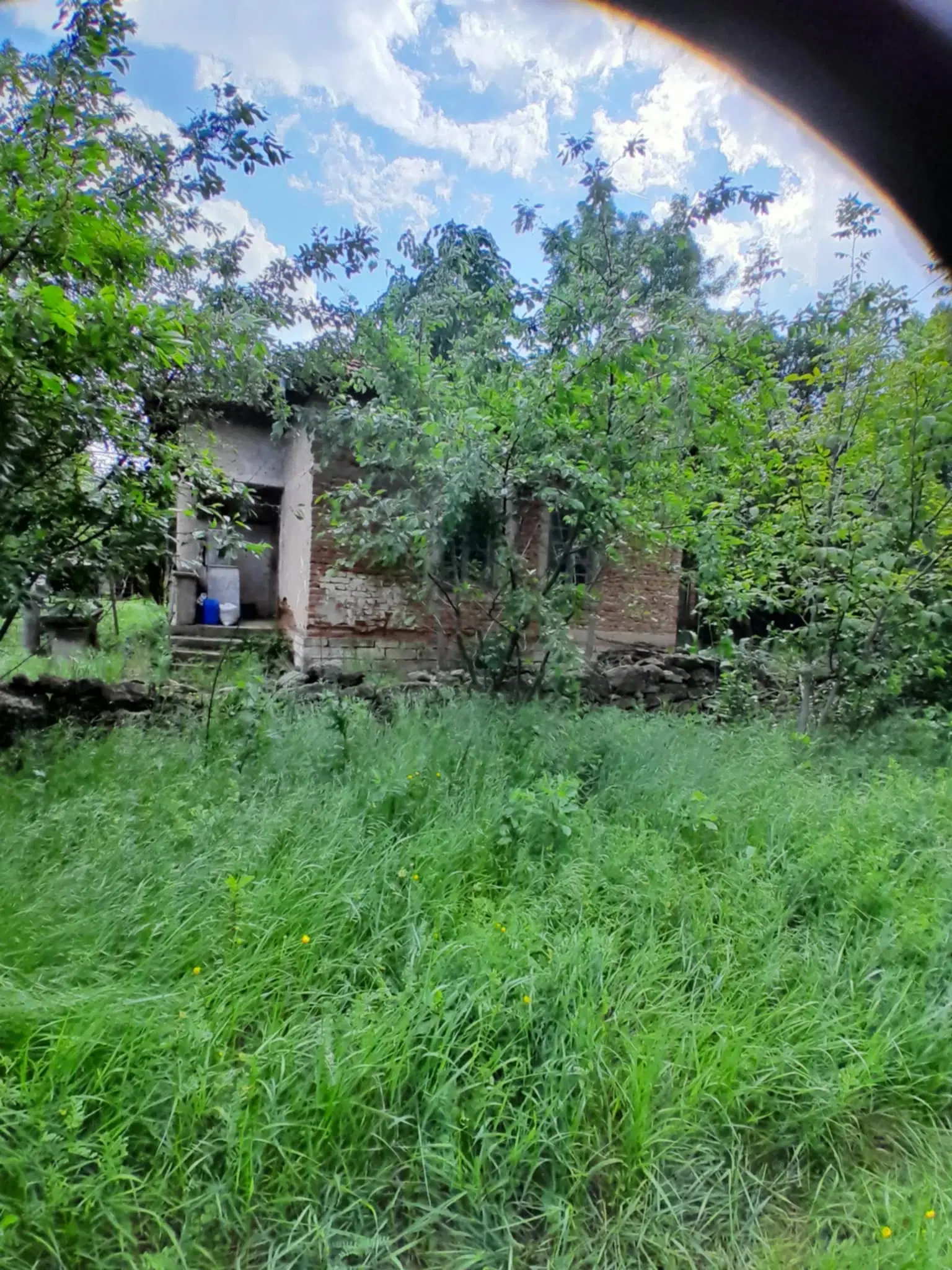 Klassiek Balkan huis op 1.604 m² in Vodna, Vidin - Bulgarije
