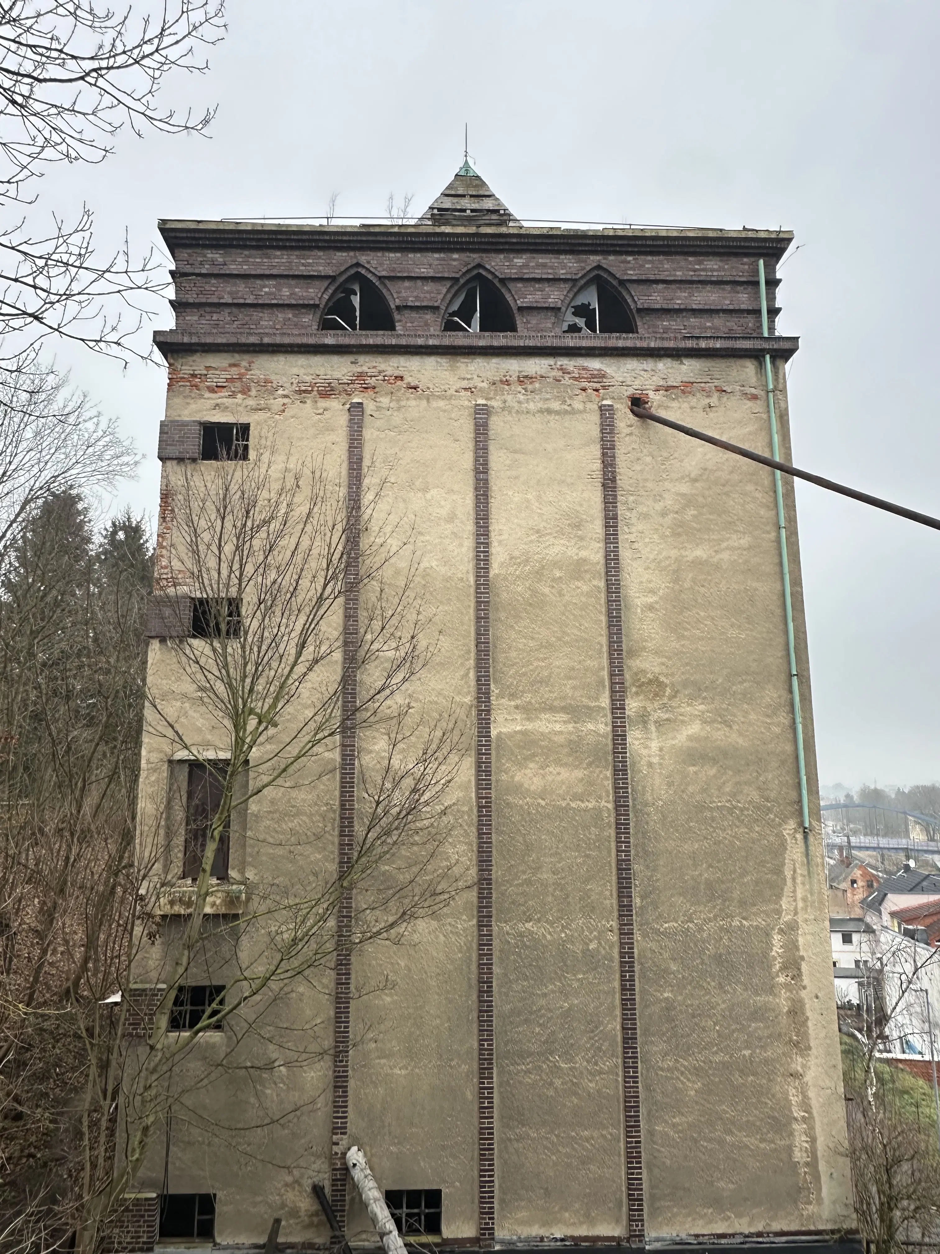 Uniek! Voormalige moutfabriek op perceel va 5.693 m² gelegen te Altenburg, Duitsland