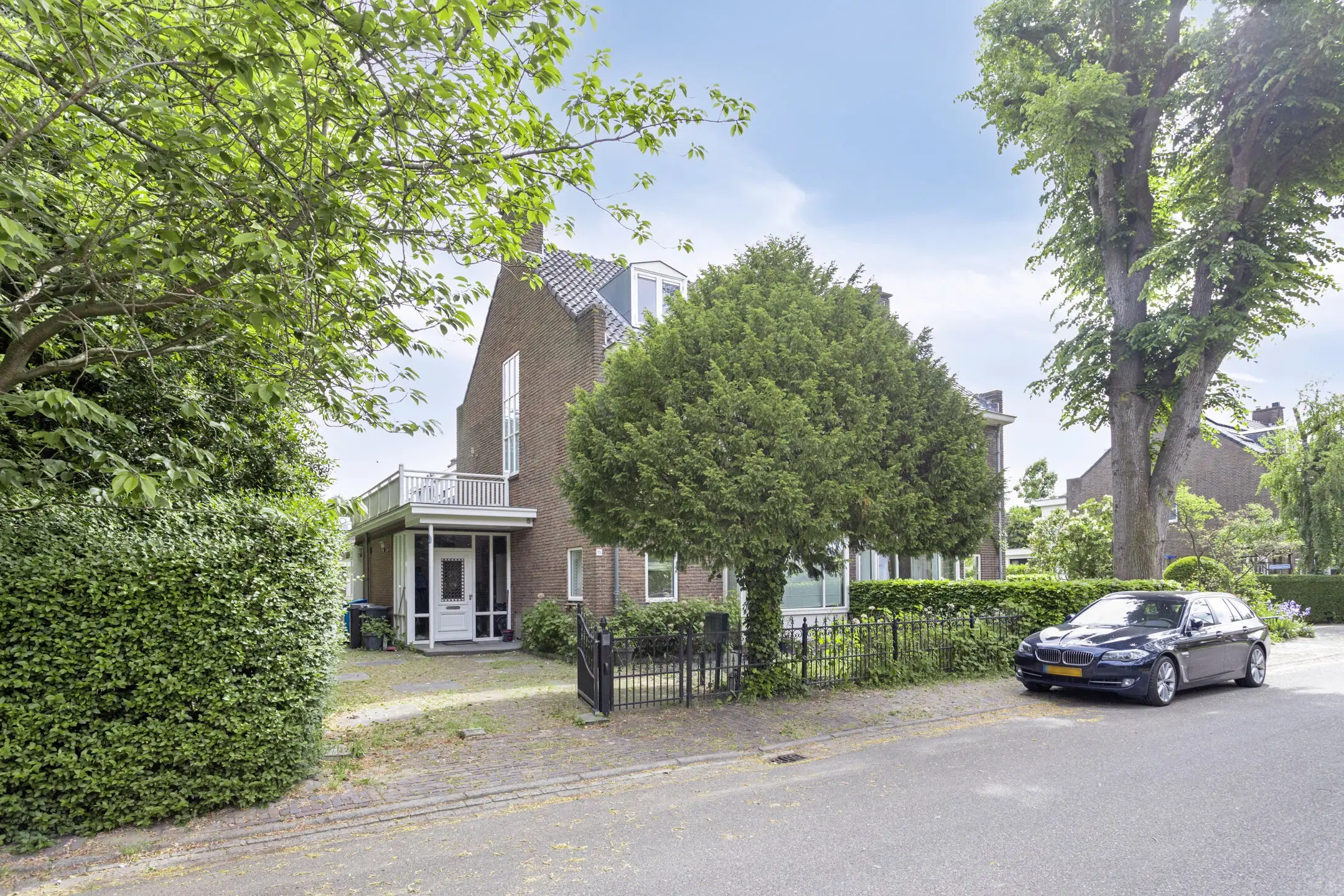 Leidschendam, Park Leeuwenberghlaan 15