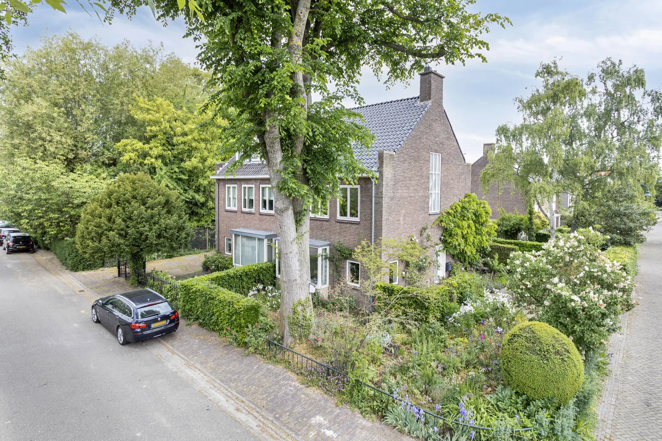 Leidschendam, Park Leeuwenberghlaan 15