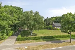 Heythuysen, Leveroyseweg 10