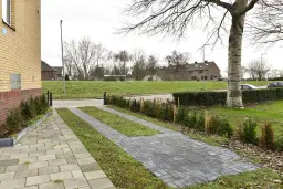 Unieke vrijwillige verkoop van een vrijstaande torenvilla gelegen te Pernis
