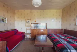 2-laagse grote woning, bijgebouwen + 1.110 m² grond in Polkovnik Dyakovo - Bulgarije