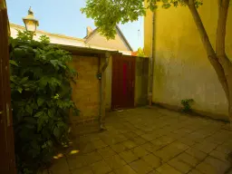 Historische eengezinswoning met potentieel in het hart van Barby - Duitsland