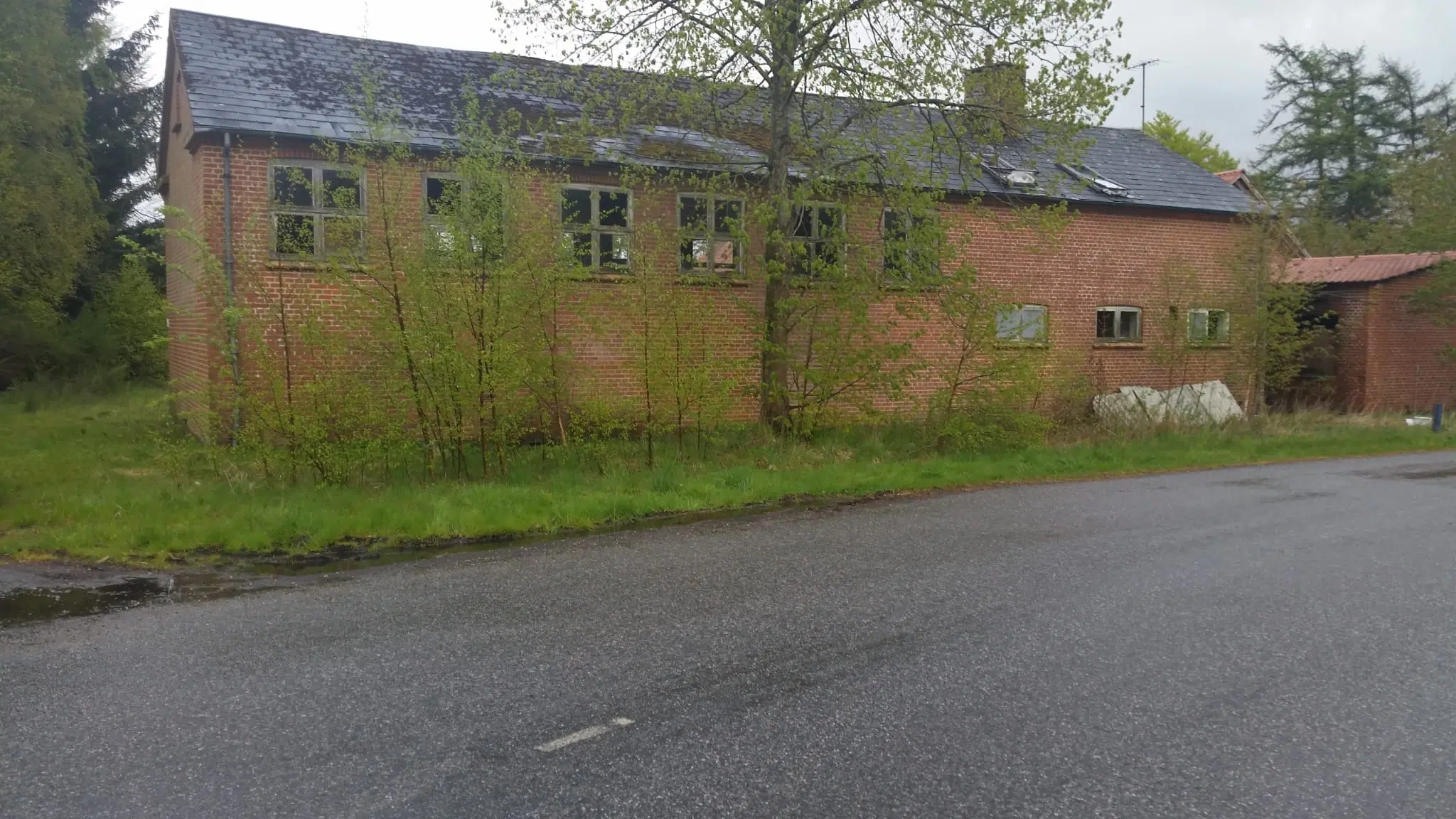 Voormalige school met ontwikkelingspotentie in Ølgod - Denemarken