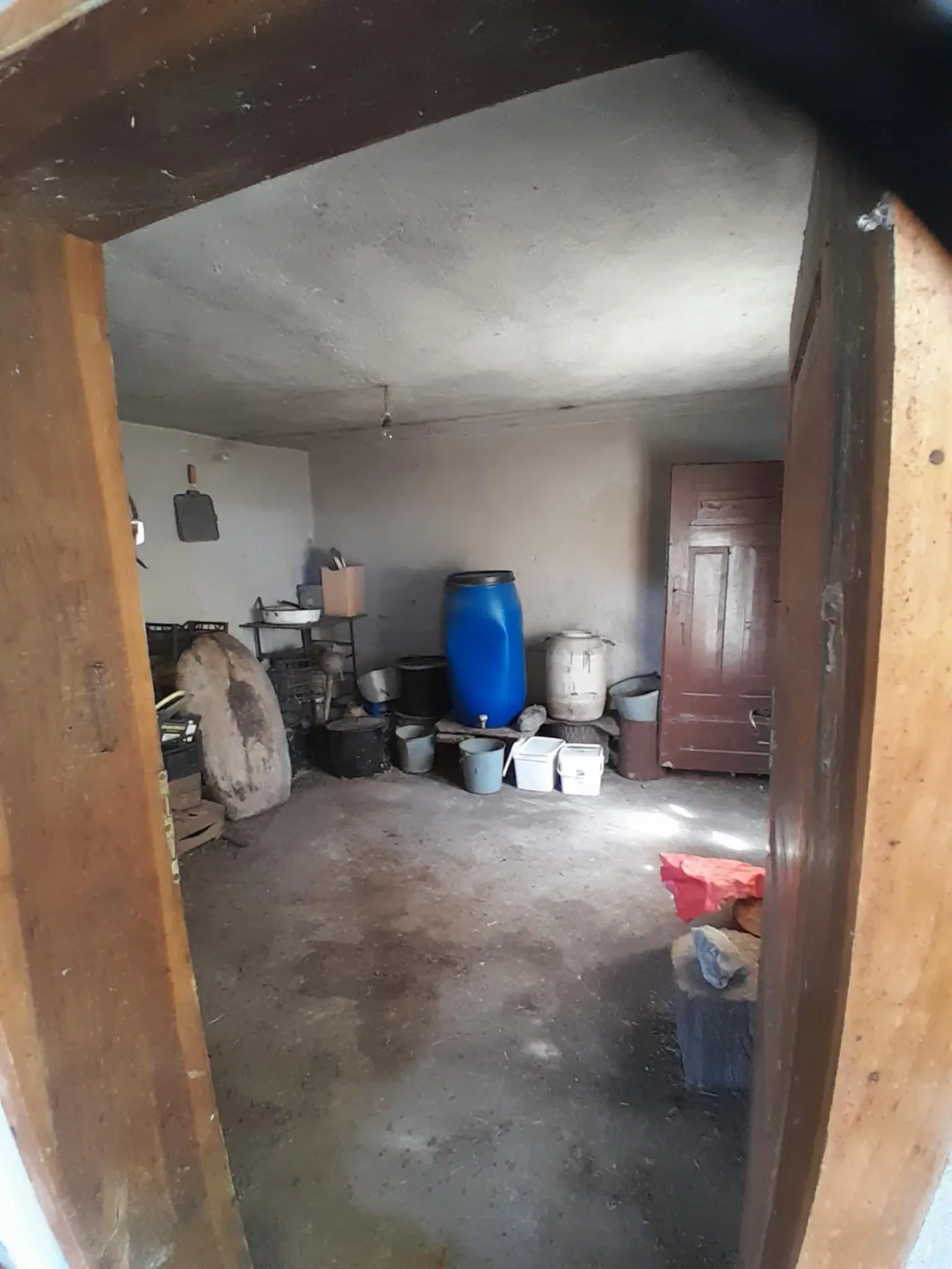 2.480 m² land met 2 huizen en bijgebouwen in Rakovitsa, Vidin - Bulgarije