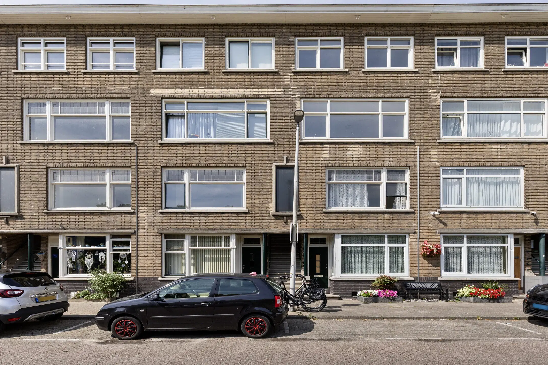 Rotterdam, West-Varkenoordseweg 257 B