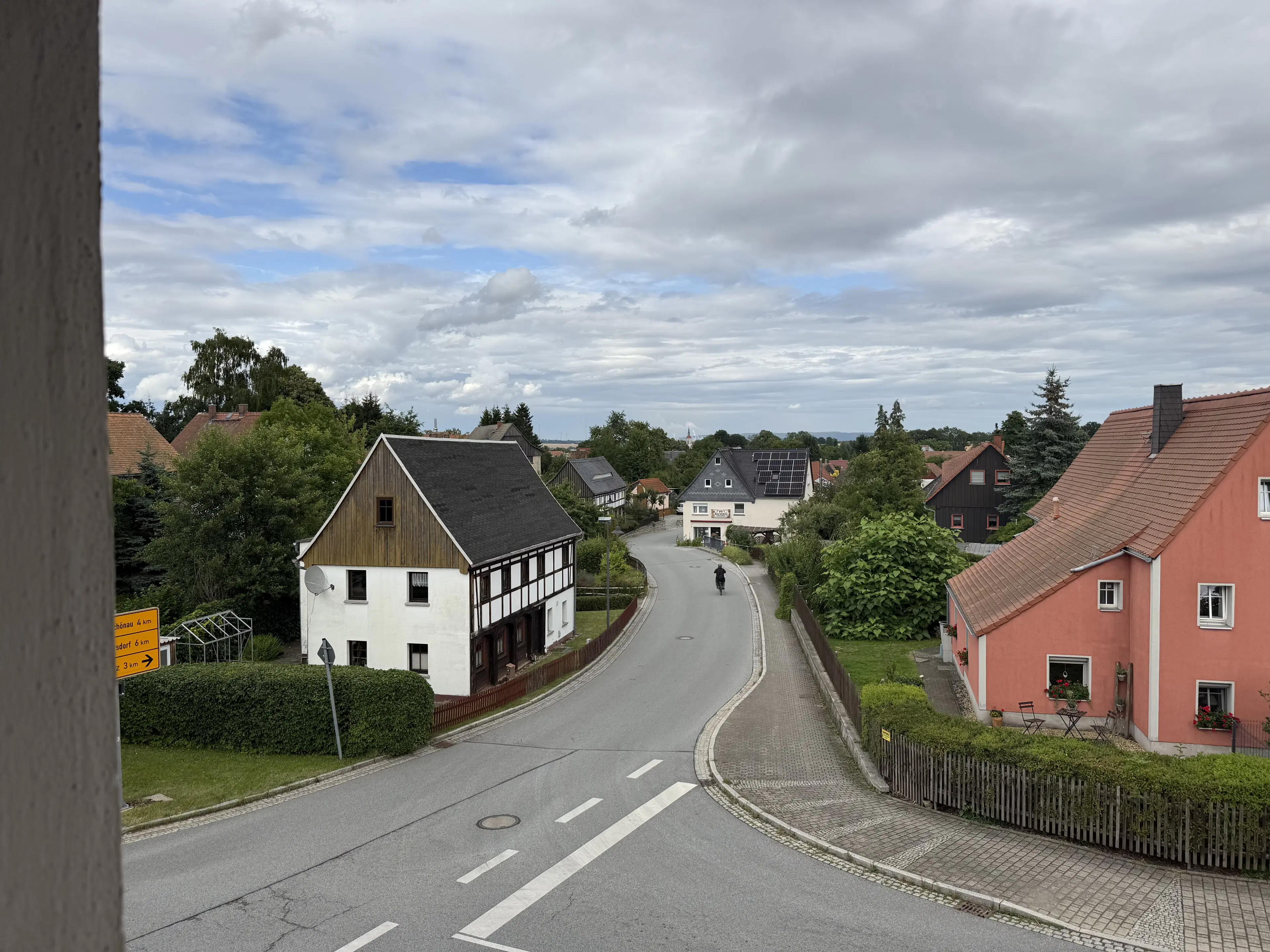 Groot pand met horecavoorzieningen en feestzaal in levendige grensregio Saksen - Bertsdorf-Hörnitz - Duitsland