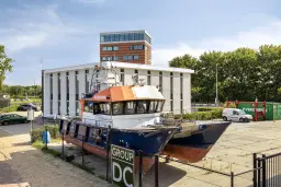 Crewtransfer vessel type catamaran 'DCS Discovery'