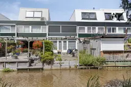 Vinkeveen, Waverbancken 33