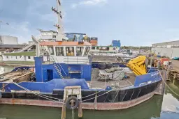 Stalen werkschip 'DCS Explorer'