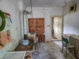 1.490 m² boomgaard met 2 oude huizen en 1 schuur in Podgore, Vidin - Bulgarije