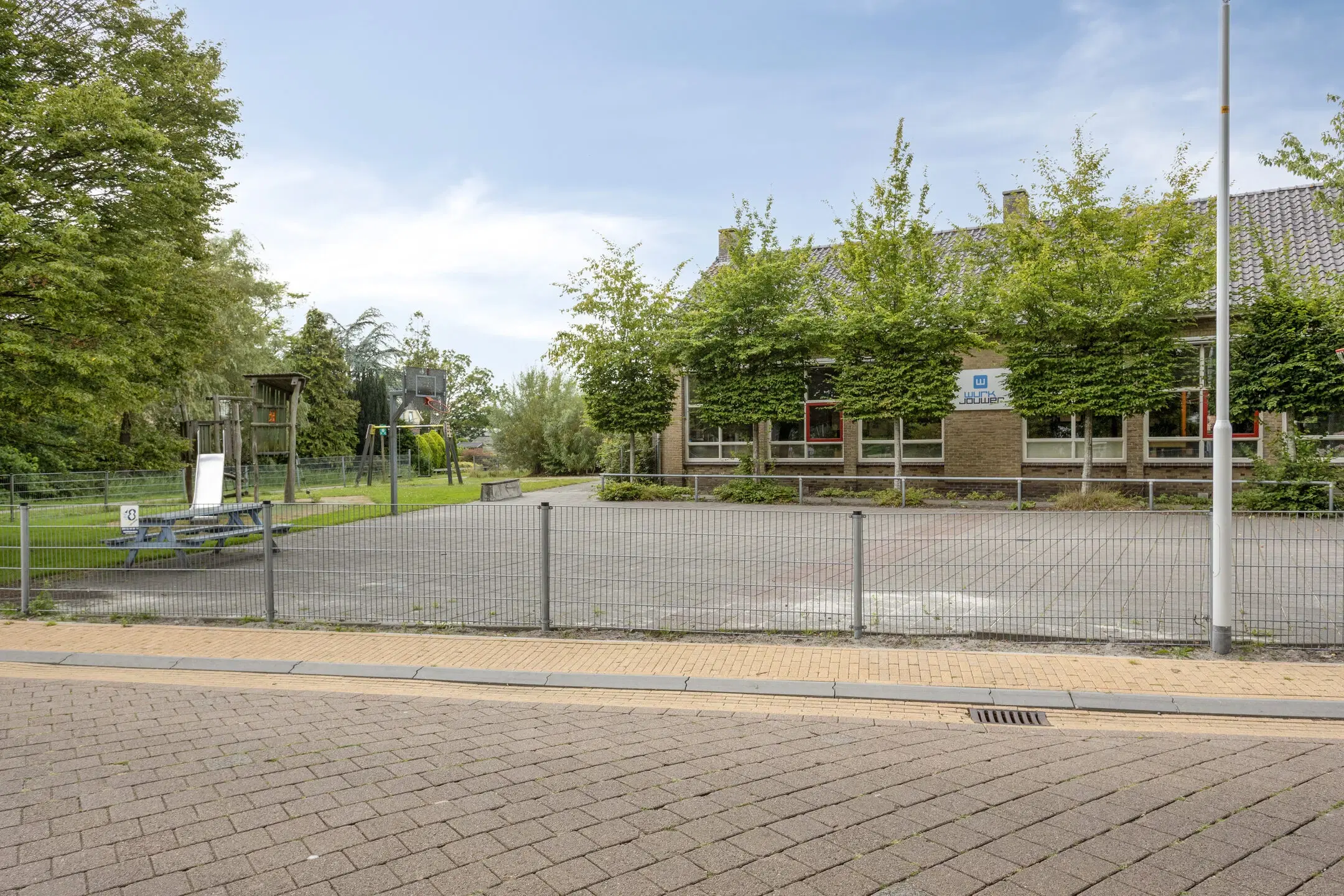 Haskerhorne, Van Claerbergenstrjitte 9