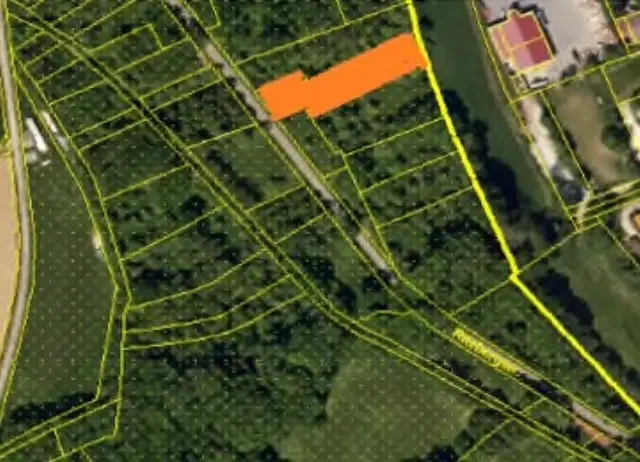 Eigendomsperceel met appelboomgaard, ca. 990 m² in Röttingen, Bayers - Duitsland