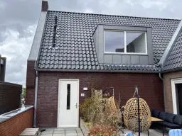 Vlijmen, Monseigneur van Kesselstraat 2-M