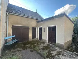 Vrijstaande woning met dubbele garage, perceel 830 m² in Pfaffroda, Saksen, Ertsgebergte - Duitsland