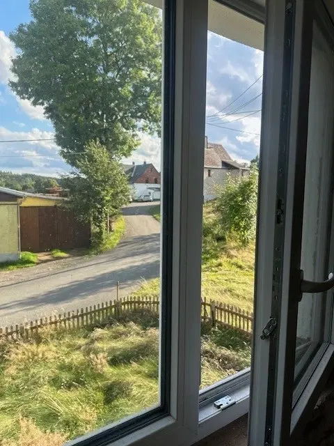 Vrijstaande woning met dubbele garage, perceel 830 m² in Pfaffroda, Saksen, Ertsgebergte - Duitsland
