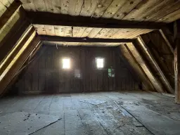 Vakwerkhuis met verpachte garages naast Löbau, Niedercunnersdorf - Duitsland