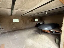 Vakwerkhuis met verpachte garages naast Löbau, Niedercunnersdorf - Duitsland