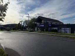 Vakwerkhuis met verpachte garages naast Löbau, Niedercunnersdorf - Duitsland