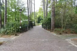 Wassenaar, Schouwweg 73