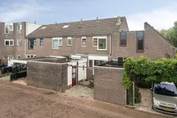 Lelystad, Rozengaard 11 4